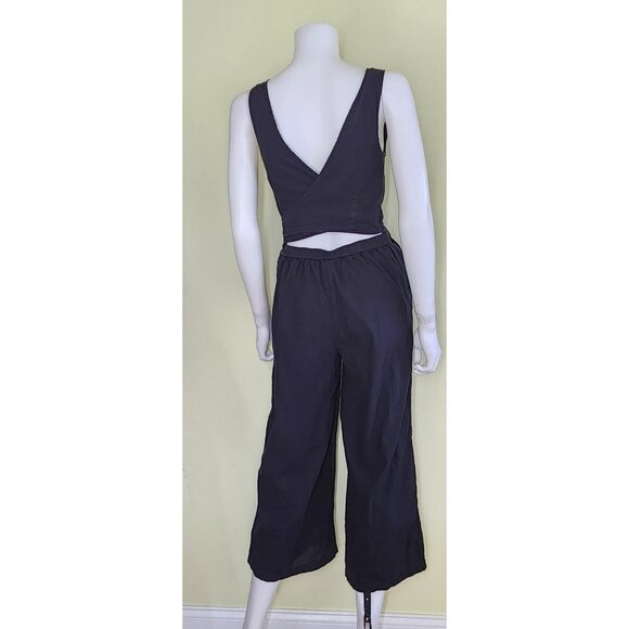 Lucky Brand Cropped Jumpsuit Women Size XS Black Open Back Pockets Casual Boho - Picture 3 of 8